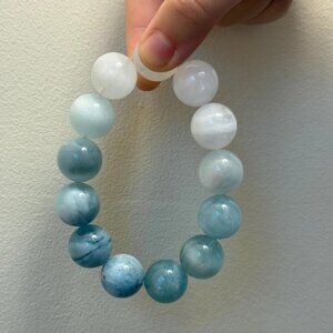 Large 14 to 16 mm Aquamarine Bracelet